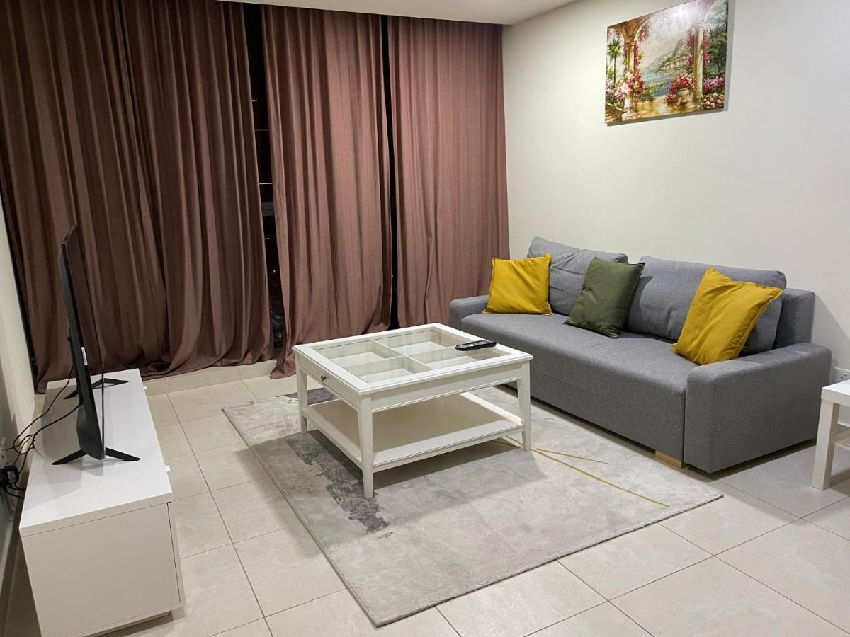 Metro Premium Location Spacious 2 Bedroom Apartment Right Next To The Metro Дубай Экстерьер фото